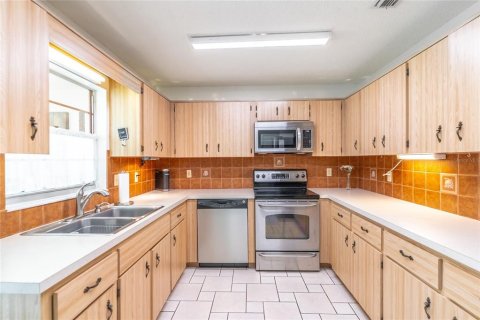 Villa ou maison à vendre à Ocala, Floride: 2 chambres, 129.51 m2 № 1918237 - photo 12