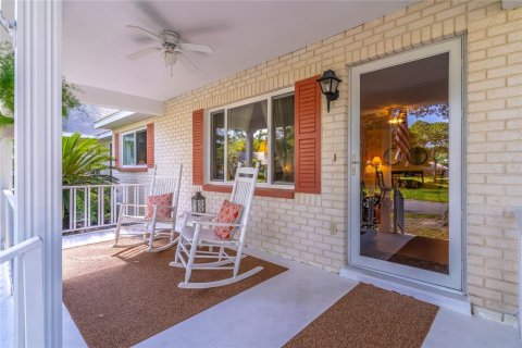 Villa ou maison à vendre à Ocala, Floride: 2 chambres, 129.51 m2 № 1918237 - photo 4