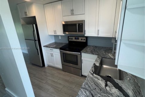 Condominio en venta en Boca Raton, Florida, 2 dormitorios, 72.19 m2 № 1656259 - foto 28