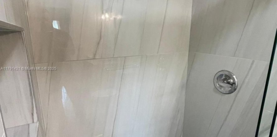 Condominio en Boca Raton, Florida, 2 dormitorios  № 1656259