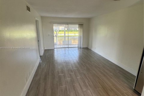 Condominio en venta en Boca Raton, Florida, 2 dormitorios, 72.19 m2 № 1656259 - foto 26