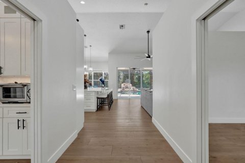 Villa ou maison à vendre à Loxahatchee Groves, Floride: 4 chambres, 228.91 m2 № 2186728 - photo 4