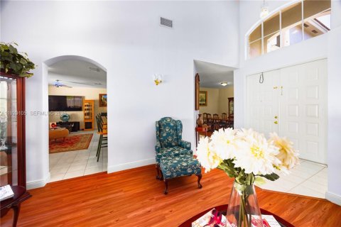 Villa ou maison à vendre à Miramar, Floride: 4 chambres, 242.29 m2 № 1988959 - photo 18