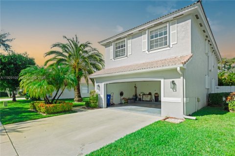 Villa ou maison à vendre à Miramar, Floride: 4 chambres, 242.29 m2 № 1988959 - photo 4