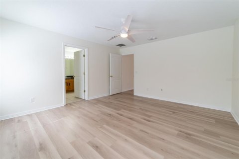 House in Davenport, Florida 3 bedrooms, 147.62 sq.m. № 2131816 - photo 1