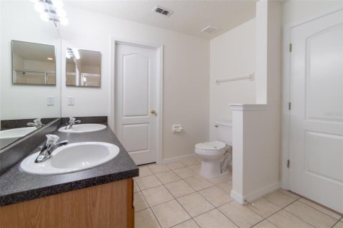 House in Davenport, Florida 3 bedrooms, 147.62 sq.m. № 2131816 - photo 4