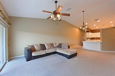 Condo in Bradenton, Florida, 2 bedrooms  № 1759532 - photo 4