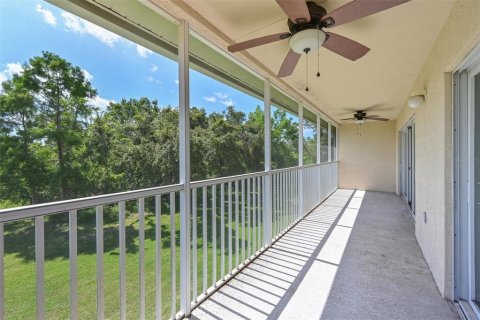 Condo in Bradenton, Florida, 2 bedrooms  № 1759532 - photo 15