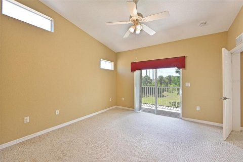 Condo in Bradenton, Florida, 2 bedrooms  № 1759532 - photo 8