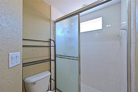 Condo in Bradenton, Florida, 2 bedrooms  № 1759532 - photo 10