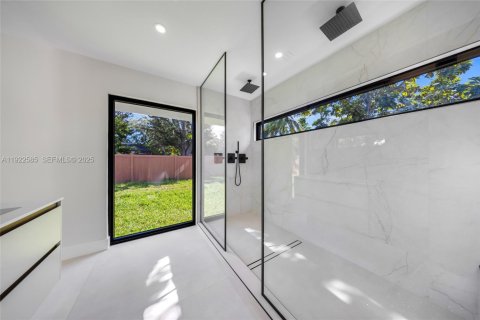 Villa ou maison à vendre à Palmetto Bay, Floride: 4 chambres, 229.1 m2 № 1976690 - photo 25