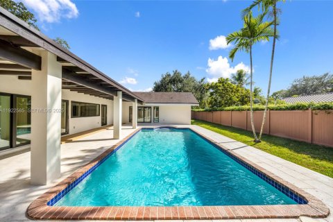 Villa ou maison à vendre à Palmetto Bay, Floride: 4 chambres, 229.1 m2 № 1976690 - photo 9