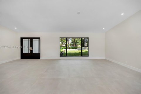 Villa ou maison à vendre à Palmetto Bay, Floride: 4 chambres, 229.1 m2 № 1976690 - photo 21