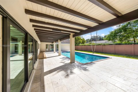 Villa ou maison à vendre à Palmetto Bay, Floride: 4 chambres, 229.1 m2 № 1976690 - photo 10