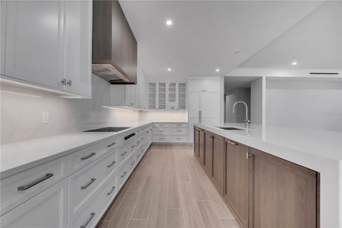 Copropriété à vendre à Sarasota, Floride: 3 chambres, 385.92 m2 № 2266542 - photo 7