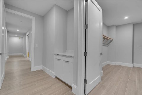 Copropriété à vendre à Sarasota, Floride: 3 chambres, 385.92 m2 № 2266542 - photo 17