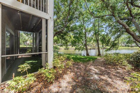 Condo in Tampa, Florida, 1 bedroom  № 2092918 - photo 20