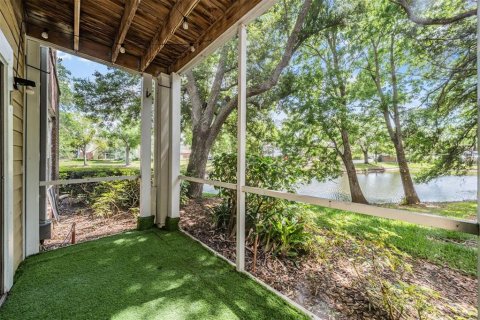 Condo in Tampa, Florida, 1 bedroom  № 2092918 - photo 17