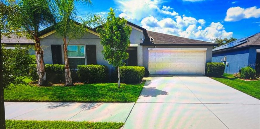 House in Riverview, Florida 4 bedrooms, 179.77 sq.m. № 2112536