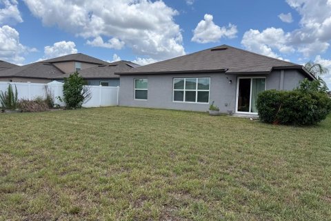 House in Riverview, Florida 4 bedrooms, 179.77 sq.m. № 2112536 - photo 3