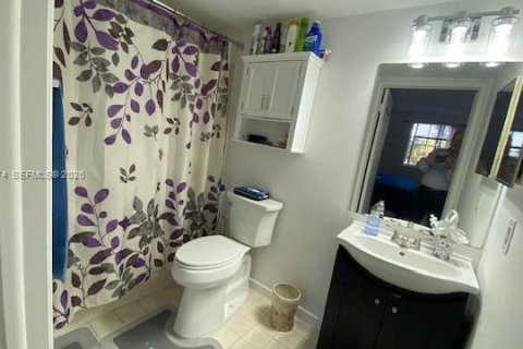 Купить кондоминиум в Хайалиа, Флорида 1 спальня, 69.58м2, № 2050932 - фото 9