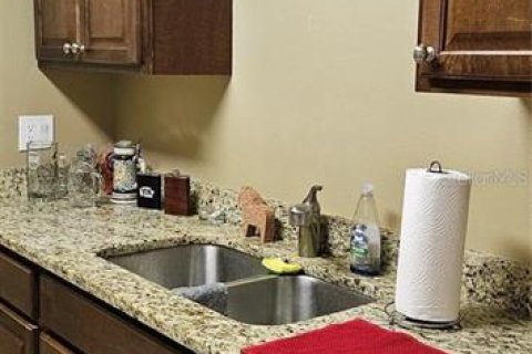 Condo in Ocala, Florida, 2 bedrooms № 2212758 - photo 7