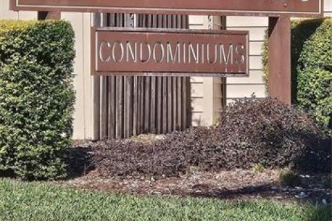 Condo in Ocala, Florida, 2 bedrooms № 2212758
