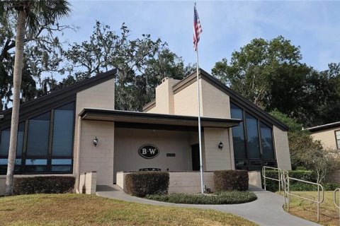 Condo in Ocala, Florida, 2 bedrooms № 2212758 - photo 19
