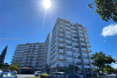 Condo in Miami, Florida, 2 bedrooms  № 2003613