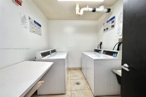 Copropriété à louer à Aventura, Floride: 2 chambres, 113.34 m2 № 1936575 - photo 16