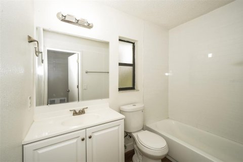 Купить виллу или дом в Спринг-Хилл, Флорида 10 комнат, 222.41м2, № 1840533 - фото 15