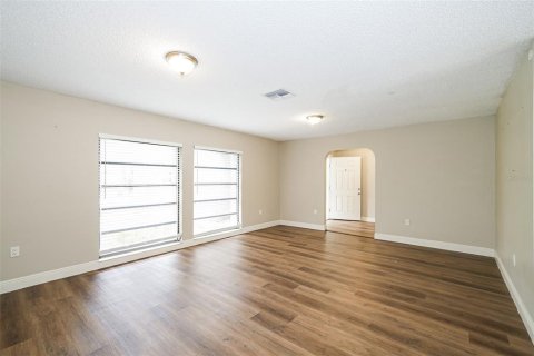 Купить виллу или дом в Спринг-Хилл, Флорида 10 комнат, 222.41м2, № 1840533 - фото 3