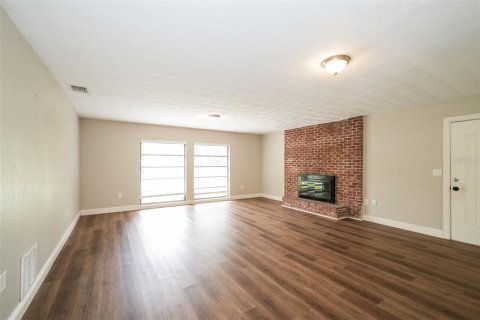 Купить виллу или дом в Спринг-Хилл, Флорида 10 комнат, 222.41м2, № 1840533 - фото 11