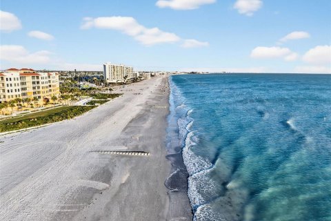 Land in Madeira Beach, Florida № 2272914 - photo 13