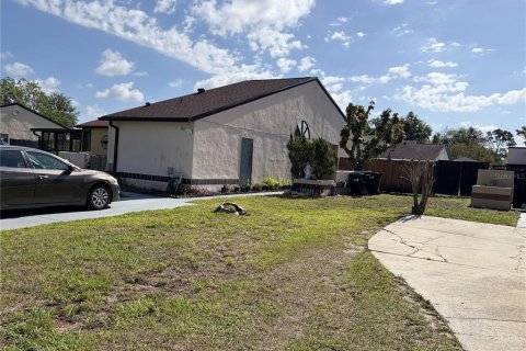 Duplex in Orlando, Florida 3 bedrooms, 121.89 sq.m. № 2119623