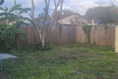 Duplex in Orlando, Florida 3 bedrooms, 121.89 sq.m. № 2119623 - photo 26