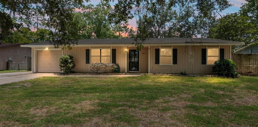 Villa ou maison à Gainesville, Floride 3 chambres, 109.72 m2 № 2232272