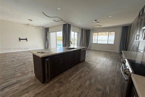 Casa en alquiler en Pembroke Pines, Florida, 4 dormitorios, 218.51 m2 № 2036135 - foto 10