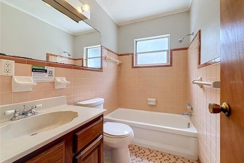 Casa en venta en Lakeland, Florida, 2 dormitorios, 111.67 m2 № 2384416 - foto 27