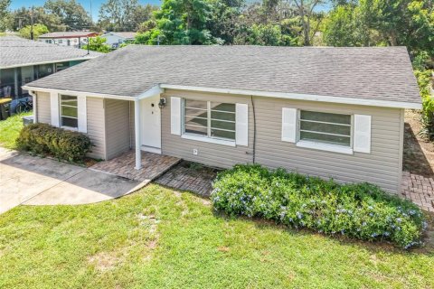 Casa en venta en Lakeland, Florida, 2 dormitorios, 111.67 m2 № 2384416 - foto 5
