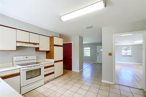 Casa en venta en Lakeland, Florida, 2 dormitorios, 111.67 m2 № 2384416 - foto 18