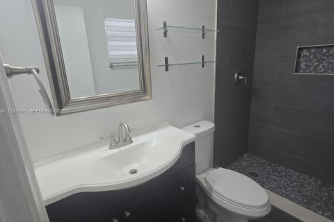 Touwnhouse à louer à Hialeah, Floride: 3 chambres, 95.69 m2 № 1976906 - photo 11