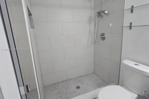 Touwnhouse à louer à Hialeah, Floride: 3 chambres, 95.69 m2 № 1976906 - photo 17