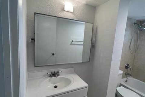 Купить кондоминиум в Майами, Флорида 1 спальня, 58.53м2, № 2154242 - фото 7