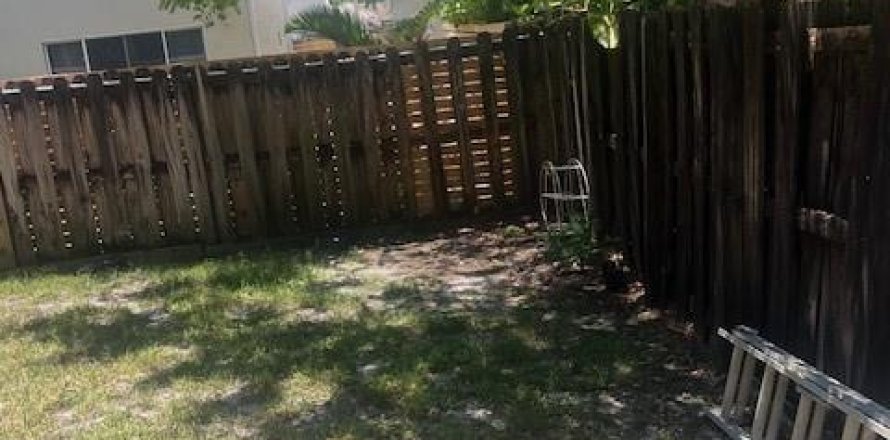 Casa en Miami, Florida 3 dormitorios, 171.03 m2 № 1208116