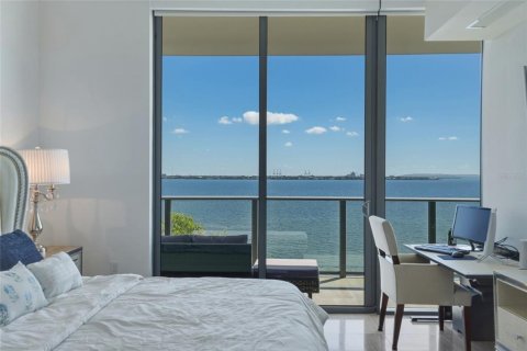 Condo in Tampa, Florida, 3 bedrooms № 2197238 - photo 20