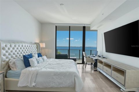 Condo in Tampa, Florida, 3 bedrooms № 2197238 - photo 21