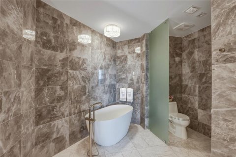 Condo in Tampa, Florida, 3 bedrooms № 2197238 - photo 28