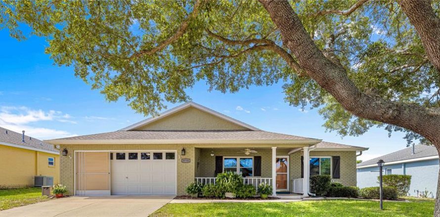 Casa en Ocala, Florida 2 dormitorios, 161.28 m2 № 1757293