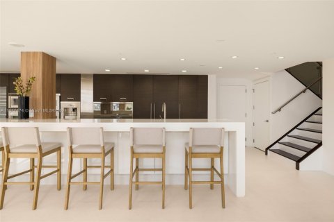 Condo in Coral Gables, Florida, 3 bedrooms  № 1409305 - photo 13